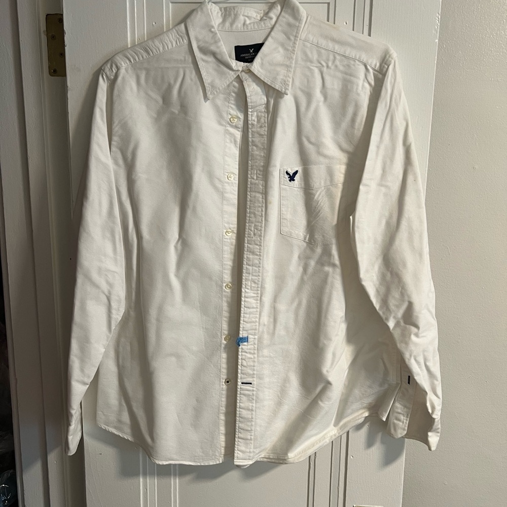 American Eagle Outfitters White Casual Button Down Shirt